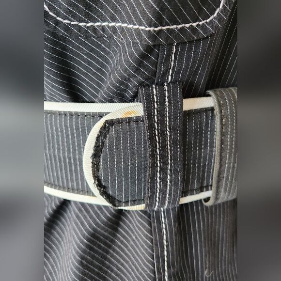 Suzy Shier Navy Pinstripe skirt suit - jacket is a 5/6 and Skirt is a size 0 - Picture 14 of 15